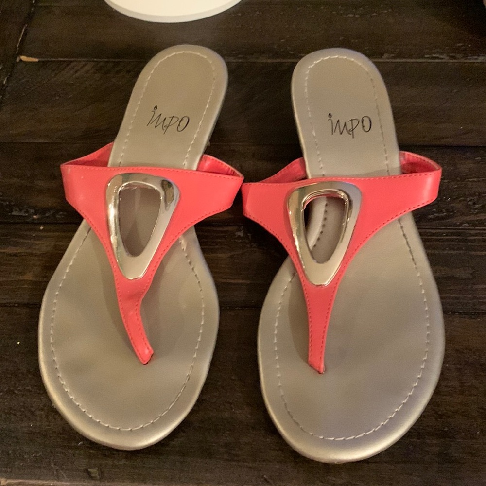 Peach sandles size five and a half
